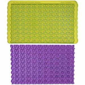 Piped perfection - Marvelous Molds