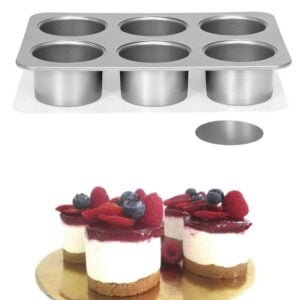 Forma cheesecakes individuais com fundo amovível