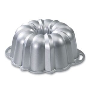 Forma Anniversary Bundt Nordic Ware