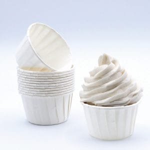 Tacinhas de cupcake brancas