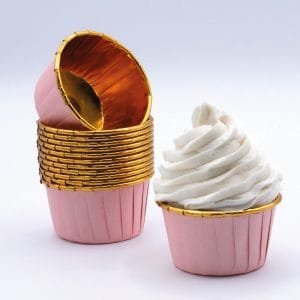Tacinhas de cupcake rosa e ouro